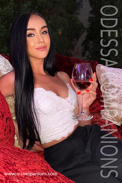 karolina, 21 Years
www.odessa-escort.com